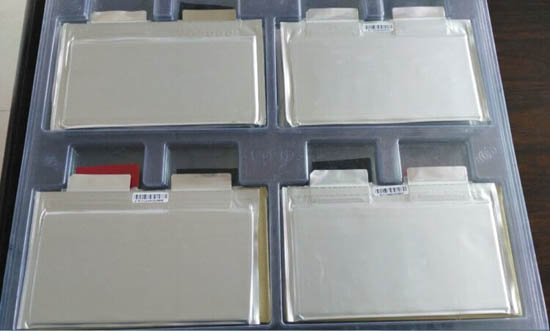 1Batteries-750x452.jpeg (33 KB)