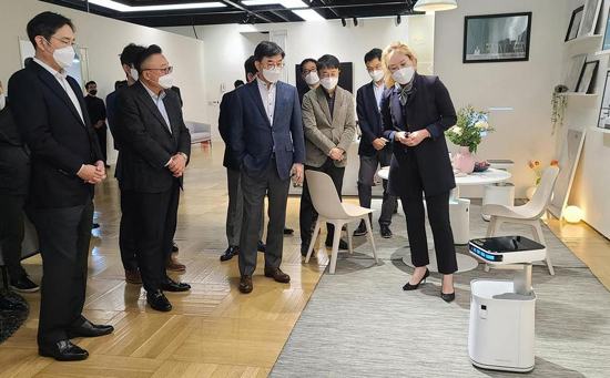 1Vtpk1NiOTYD8Afz2rFCqjHF9z1Mkyk.jpg (165 KB)