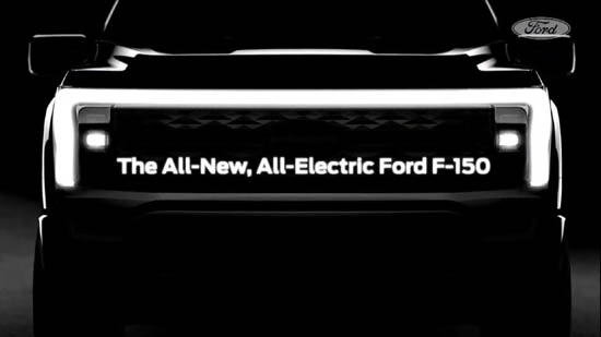 2Ford-впервые-показал-электрический-F-150-для-соперничества-с-Tesla-Cybertruck.jpg (24 KB)