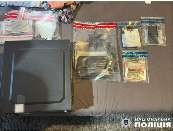 3242141111111111.jpg (74 KB)