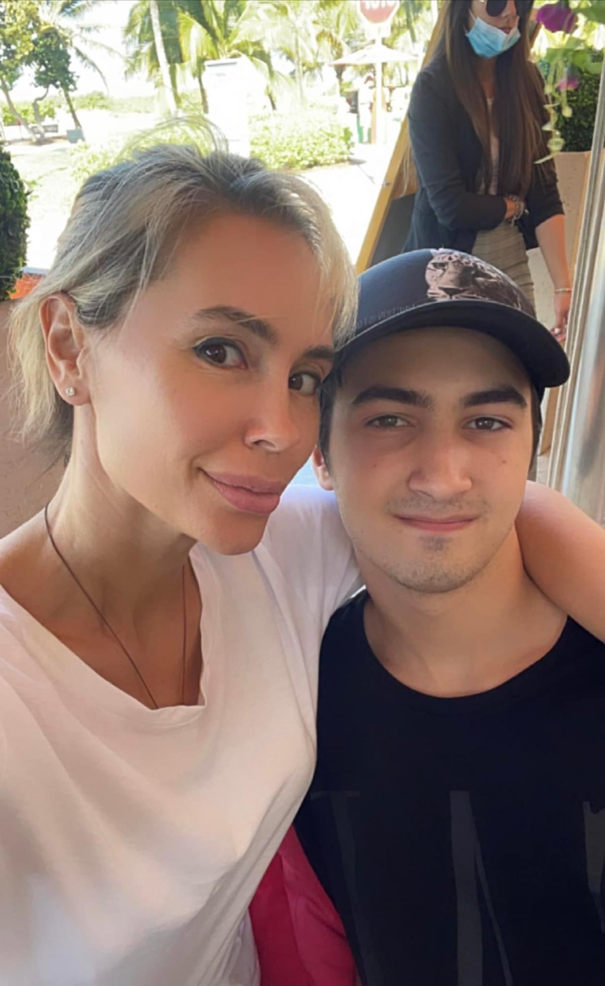 282562095_5317902201593179_1463755368236747045_n.jpg (163 KB)