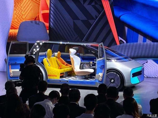 31606032391_2.jpg (105 KB)