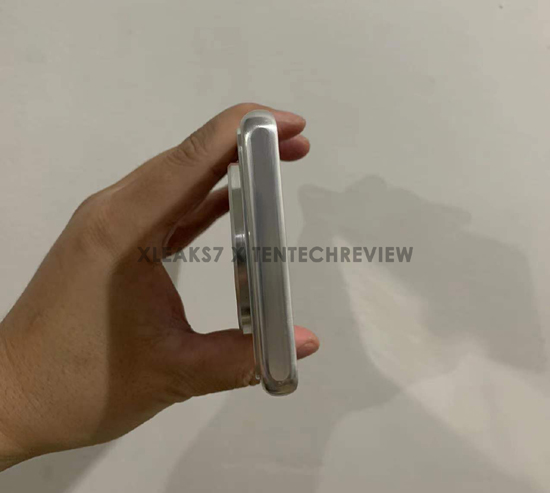3Xiaomi-Mi-12-Ultra-5G-top_large.jpg (97 KB)