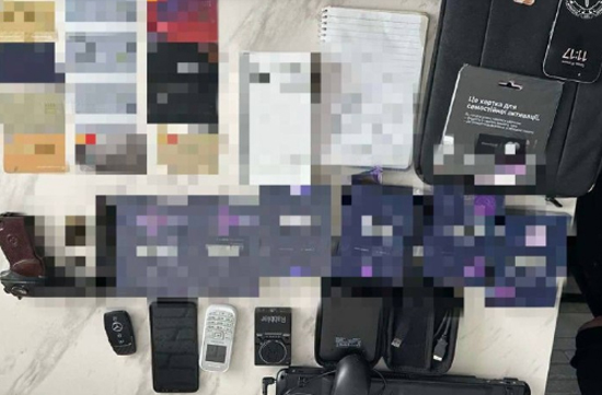 2111Untitled-1 copy.jpg (128 KB)