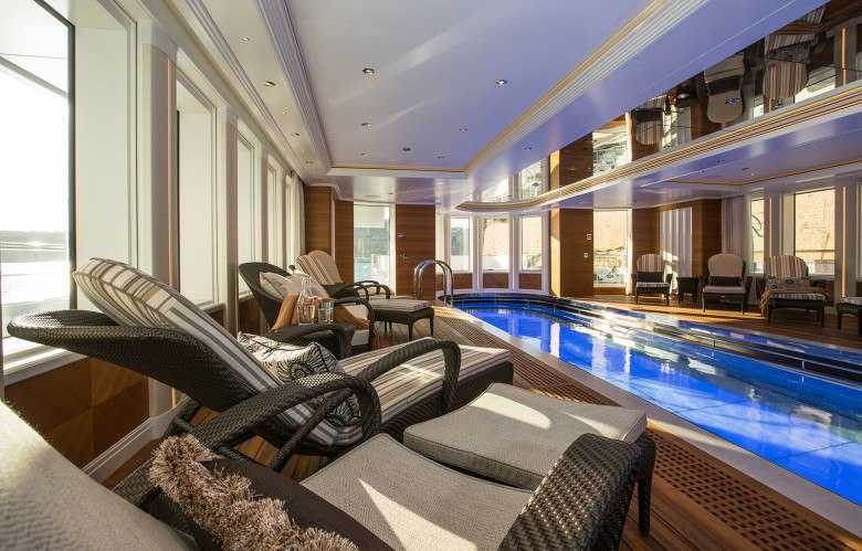 31067934.jpg (111 KB)