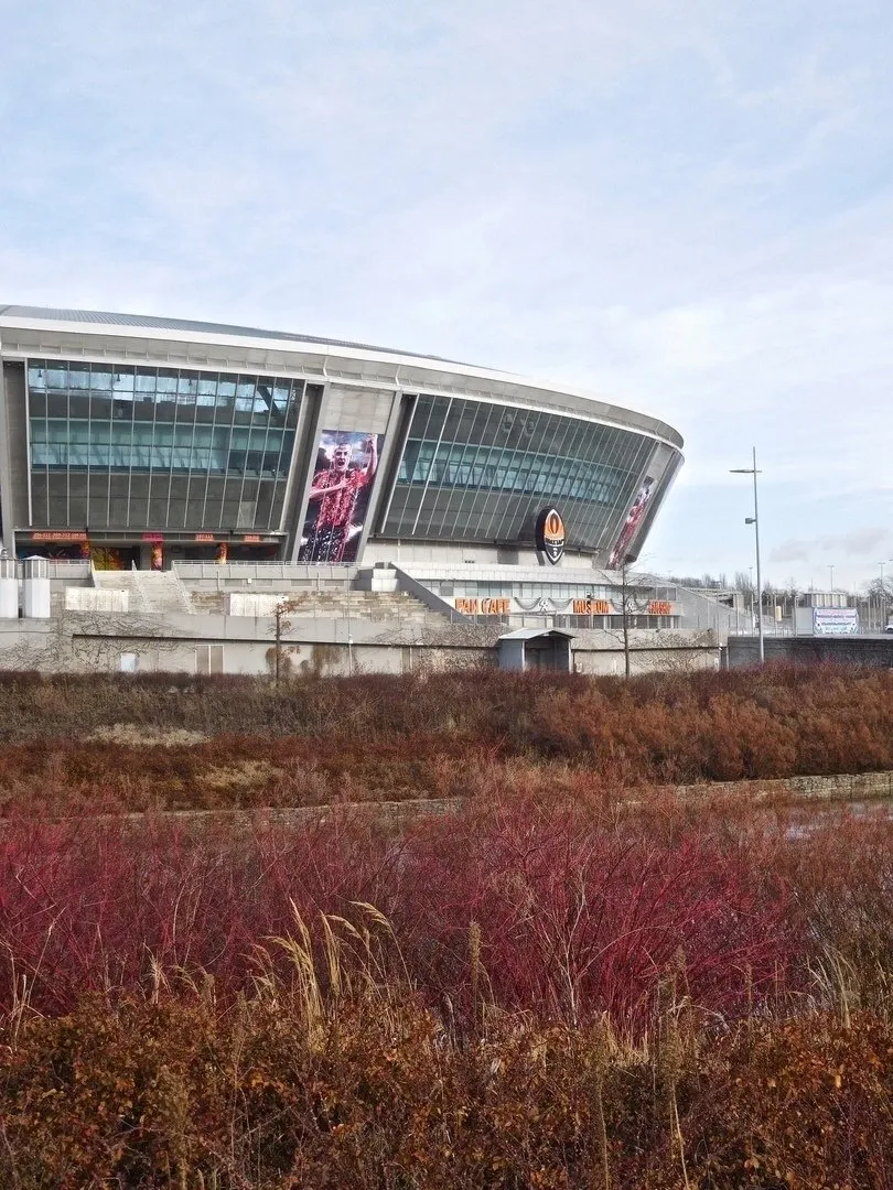 donbass-arena1.webp (171 KB)