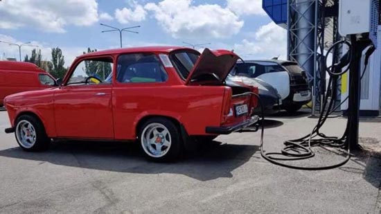 21666668566_1.jpg (48 KB)