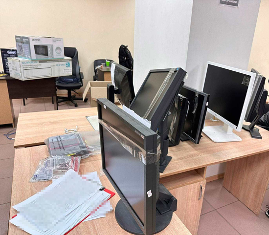 46363cef9f304e959488140.jpg (220 KB)