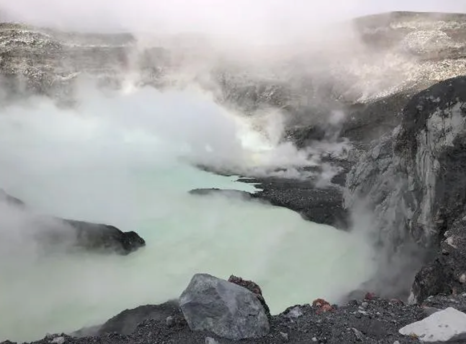 3aux-1644299735-6201e78799361.webp (361 KB)