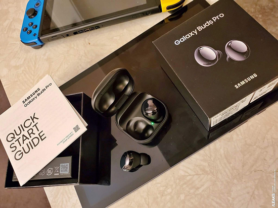 1samsung-galaxy-buds-pro-unboxing-657_large.jpg (190 KB)