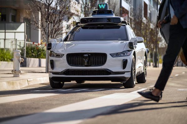 waymo-one-san-francisco-driverless-ride-hailing-service-1536x1024-1.jpg (58 KB)