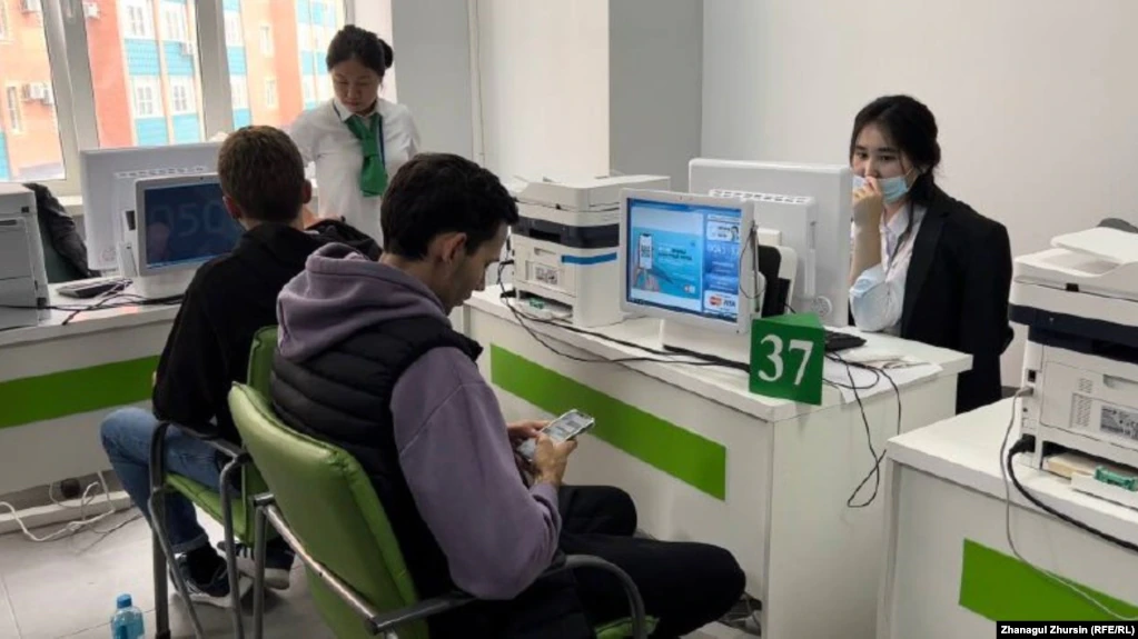 04020000-0aff-0242-714b-08daa1d39204_w1023_r1_s.webp (71 KB)