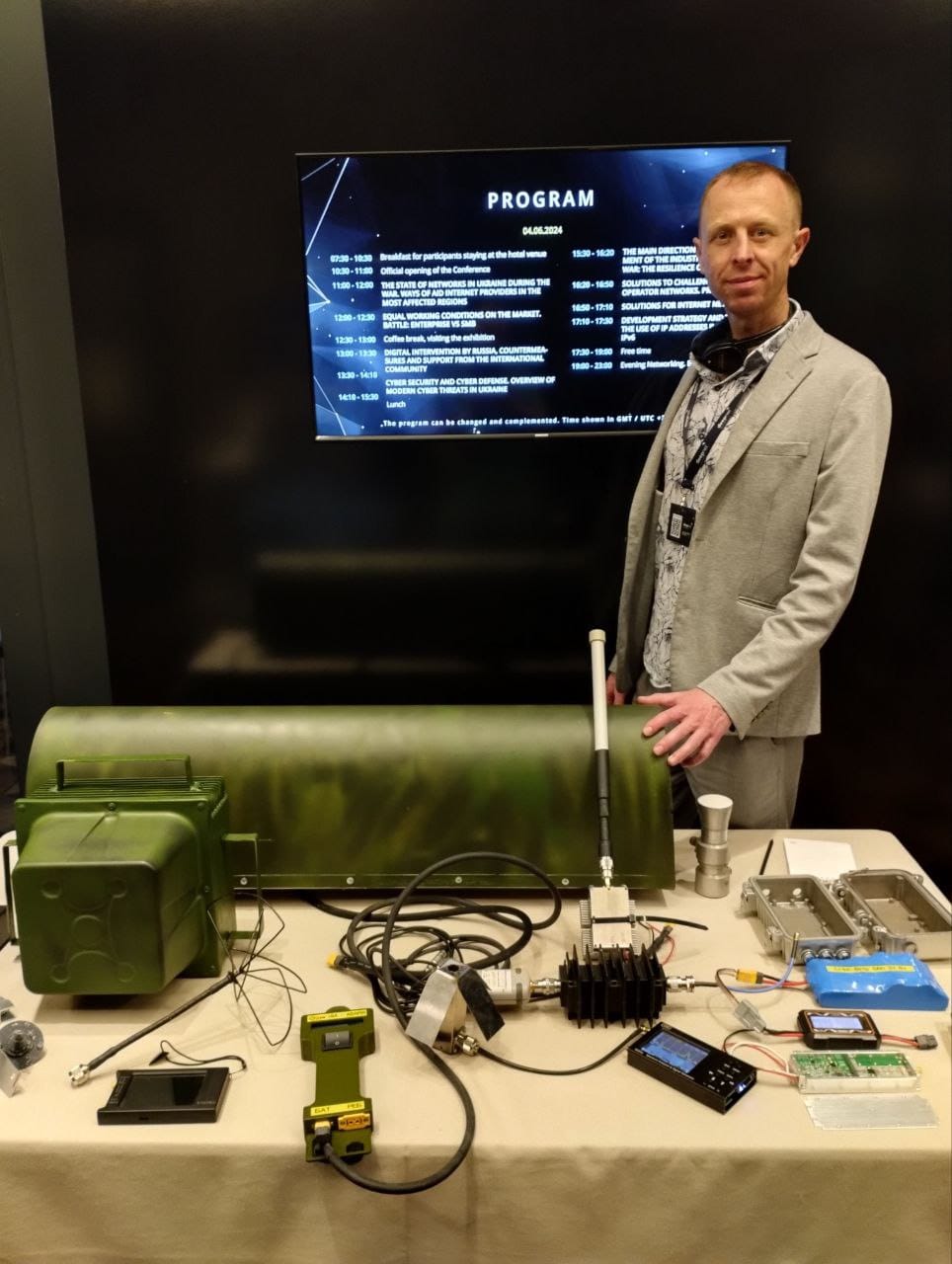 гринишин.jpg (124 KB)