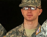 Мэннинг, информировавший WikiLeaks, попросил Обаму о помиловании