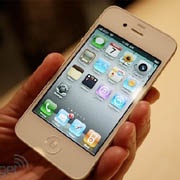 Самым «меняемым» смартфоном 2013 года стал iPhone 4