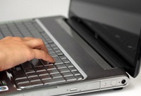 Производители ноутбуков переключают внимание на 12-дюймовые модели