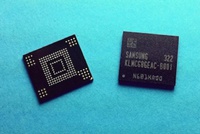 Samsung начала производство самой быстрой в мире мобильной флеш-памяти