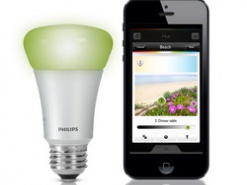 Siri позволяет включать лампы Phillips Hue