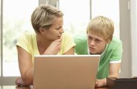 Современные дети проводят за компьютером четверть жизни