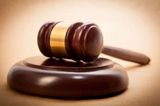 Шахраю, який продавав в інтернеті неіснуюче взуття, дали шанс виправитися