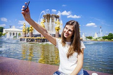 Объяснена романтическая любовь к гаджетам