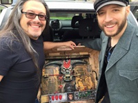 Джон Ромеро купил себе скульптуру по игре Doom за $6000