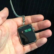 Глава Cartier назвал производство смарт-часов ошибкой