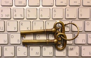 Под замком: грядущая война против универсальных компьютеров