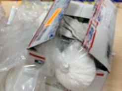 Вместо iPhone 5 мужчине прислали кульки с солью