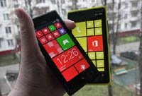 Около 42% простых мобильников обновляются на аппараты с Windows Phone