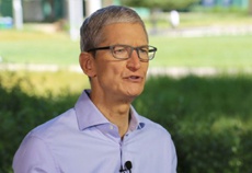 Тим Кук пообещал инвестировать $1 млрд в создание рабочих мест в США