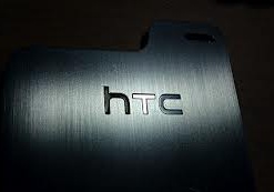 HTC вновь меняет стратегию