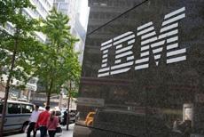 Уоррен Баффет продал треть акций IBM