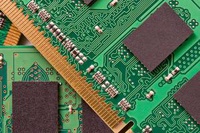 Выручка на мировом рынке DRAM-памяти снизилась на 1,2%