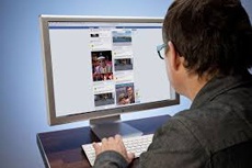 Снимок пальцев школьника озадачил пользователей сети