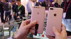 Потребители предпочитают флагманы из металла всем остальным