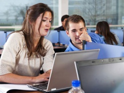 «Яндекс» назвал науку и литературу женскими темами