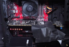 AMD показала прототип видеокарты на чипе Vega 10