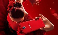 Самый мощный смартфон для девушек