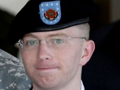 В США судят информатора Wikileaks