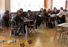 На студентов вешают плату за фиктивное питание, дорогой Интернет и "модельную" одежду