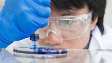 Новое супергидрофобное покрытие может стать вечной защитой для вашего телефона