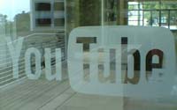 Google шутит: YouTube закрывается