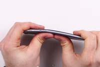 Apple дала пояснения насчет "гнущихся" iPhone 6 Plus