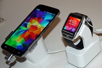 В 2019 году четверть всех смартфонов будут поставляться вместе с "умными" часами