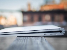 Microsoft приносит извинения владельцам Surface Book и Surface Pro 4