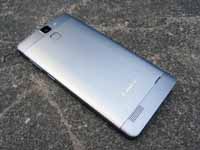 Все слухи о Huawei Mate 7 Compact оказались ложными