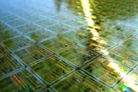 Intel лидирует на рынке процессоров 23 года подряд