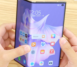 Huawei показала складной смартфон Mate Xs 2