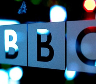 В Азербайджані закрили представництва BBC та російського Sputnik